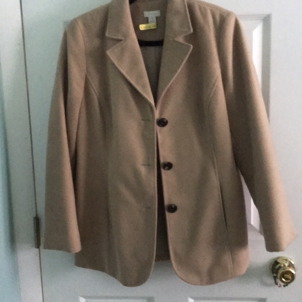 Jacket - Picture 5 of 5